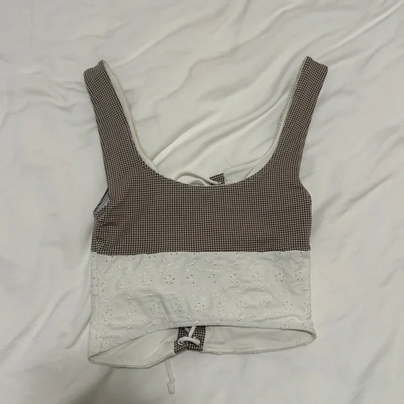 Frankies Bikinis X Sydney Sweeney Tankie Lace-Up TankiniBikini Top